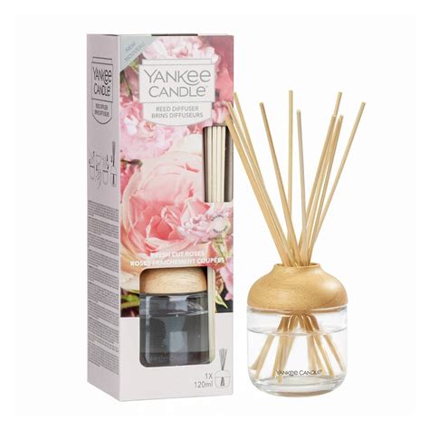 fresh cut roses reed diffuser